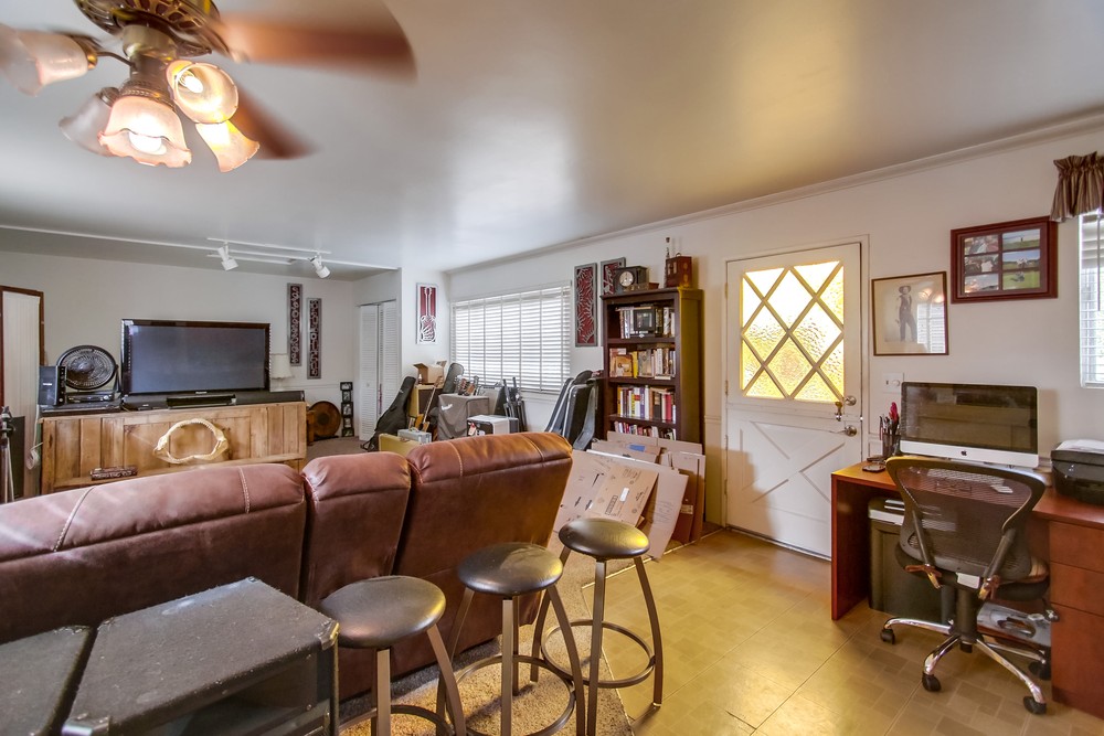 Virtual tour photo 66 of 75 for 3111 Meadow Grove Dr