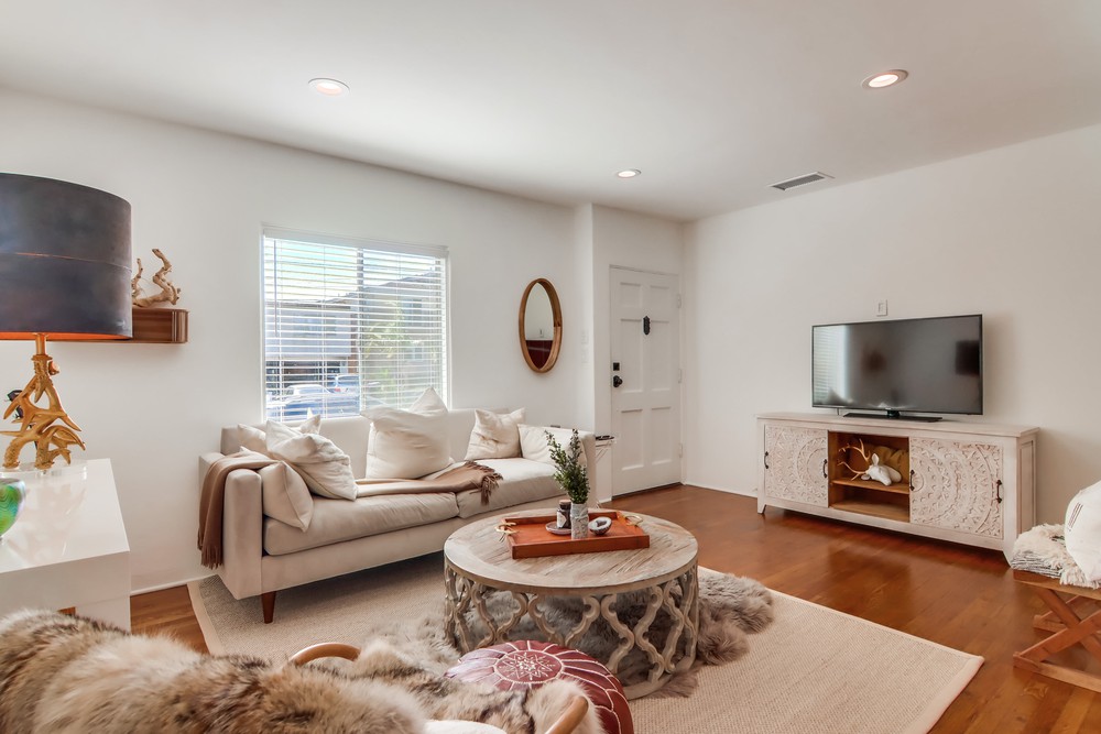 Virtual tour photo 11 of 55 for 3112 Hugo St