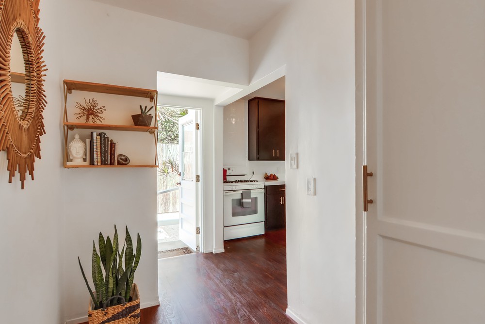 Virtual tour photo 23 of 55 for 3112 Hugo St