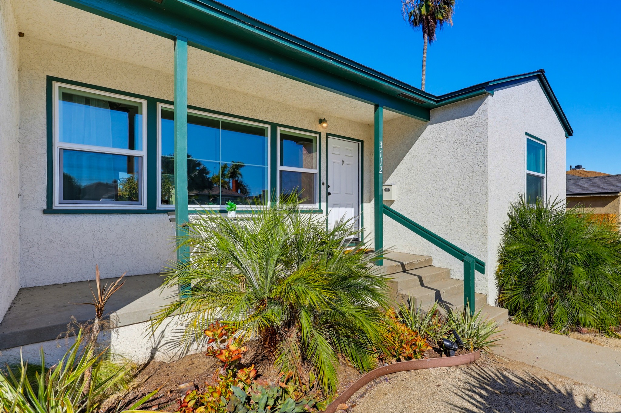 Virtual tour photo 7 of 75 for 3112 N Evergreen St