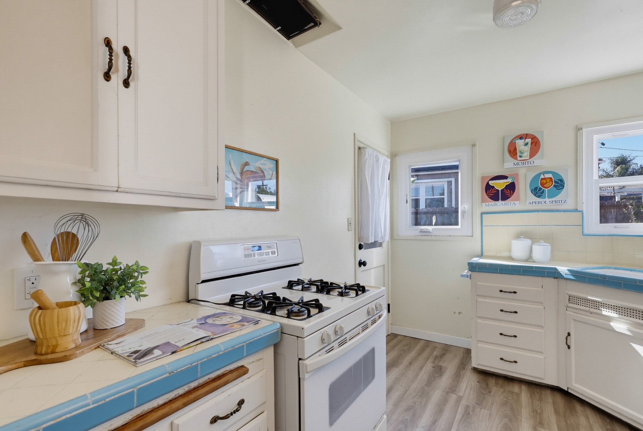 Virtual tour photo 18 of 75 for 3112 N Evergreen St