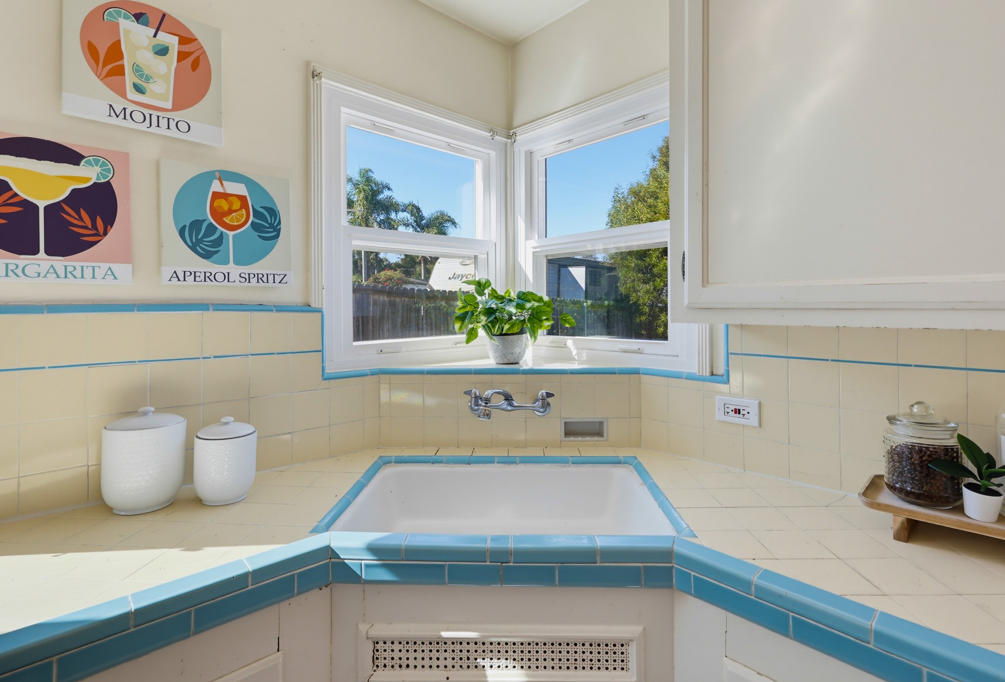 Virtual tour photo 20 of 75 for 3112 N Evergreen St