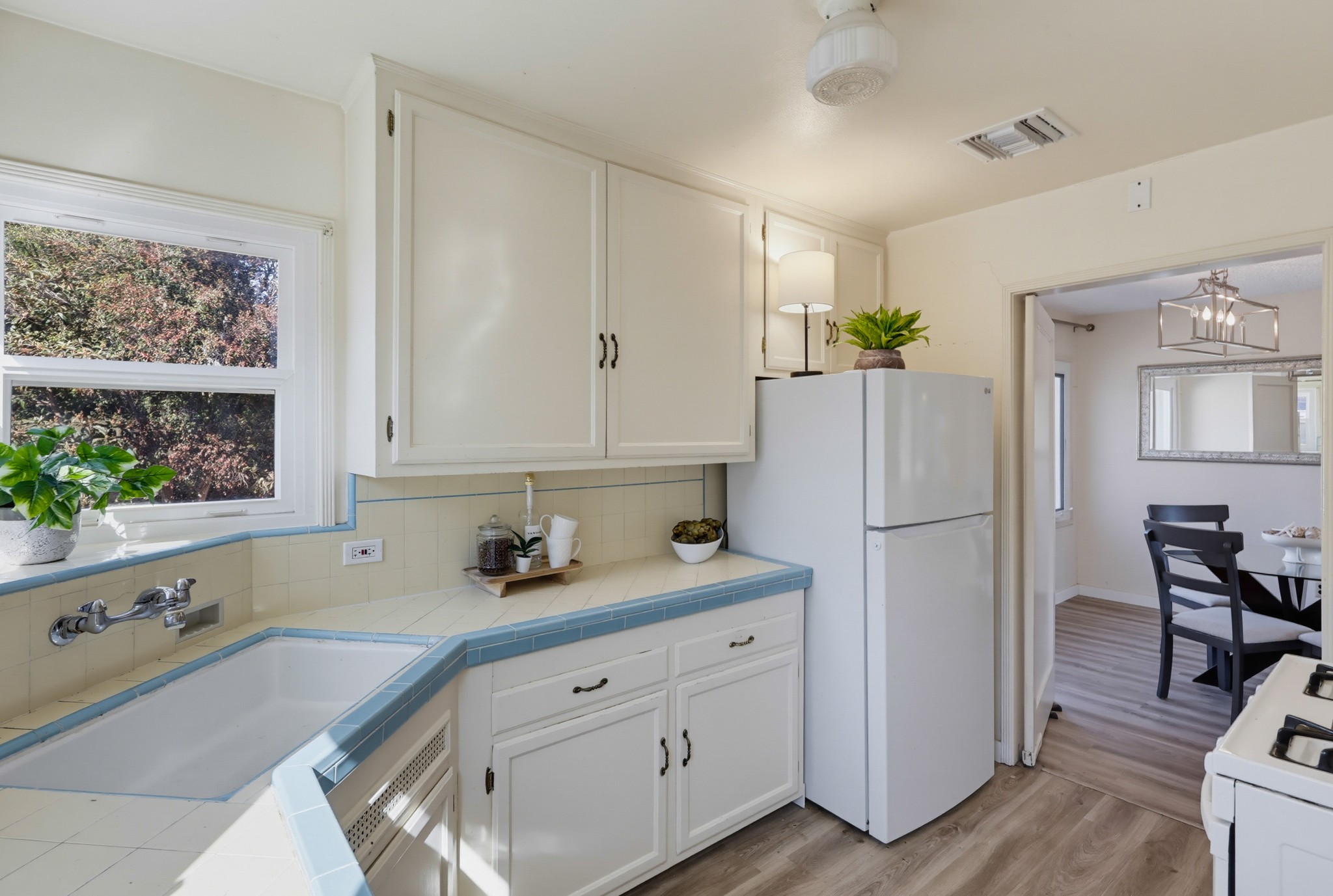 Virtual tour photo 21 of 75 for 3112 N Evergreen St