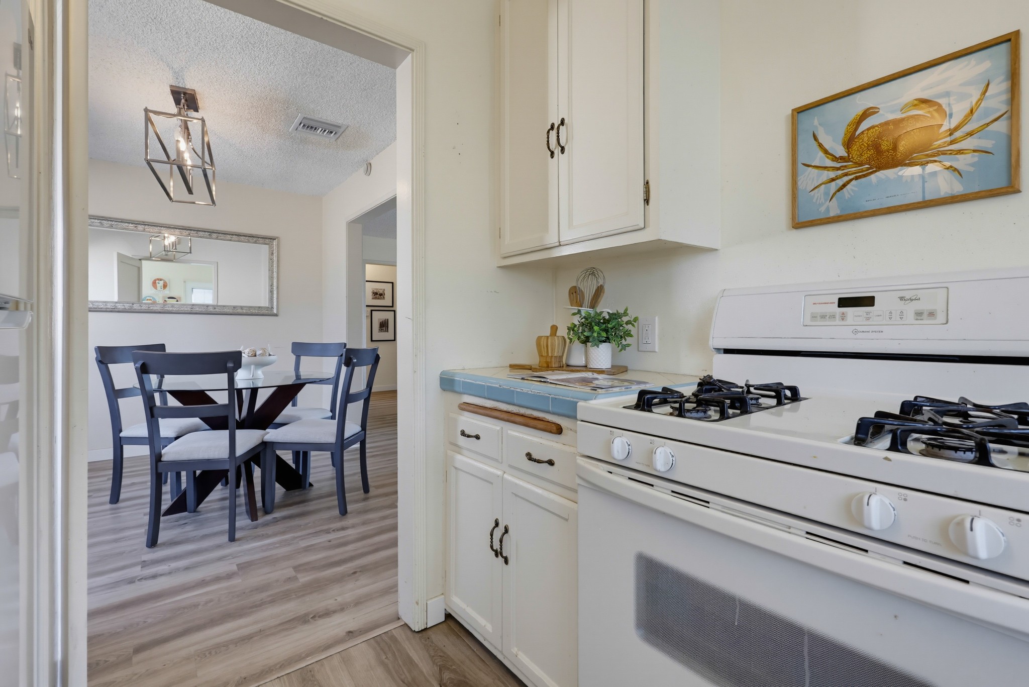 Virtual tour photo 22 of 75 for 3112 N Evergreen St