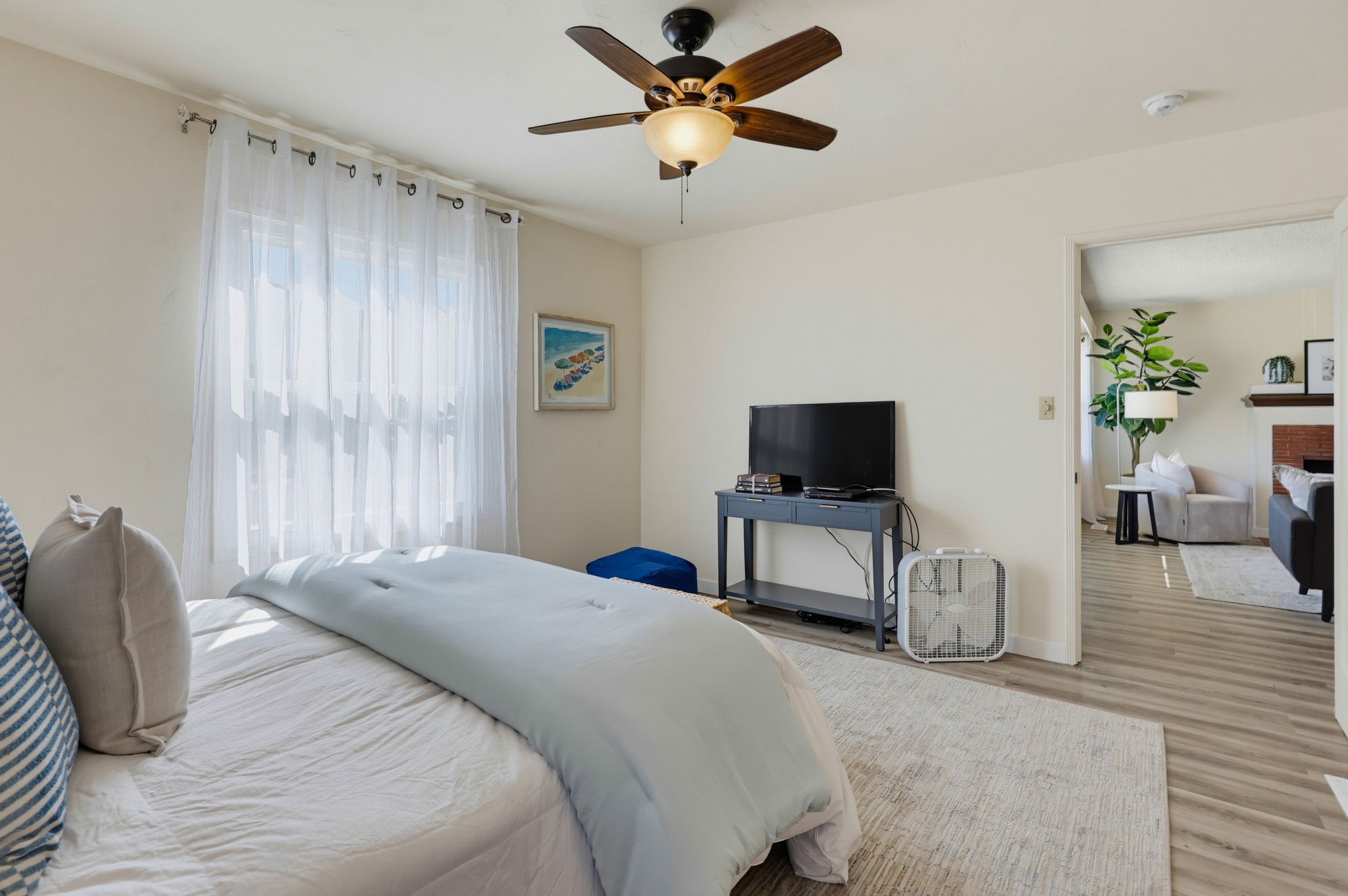 Virtual tour photo 26 of 75 for 3112 N Evergreen St