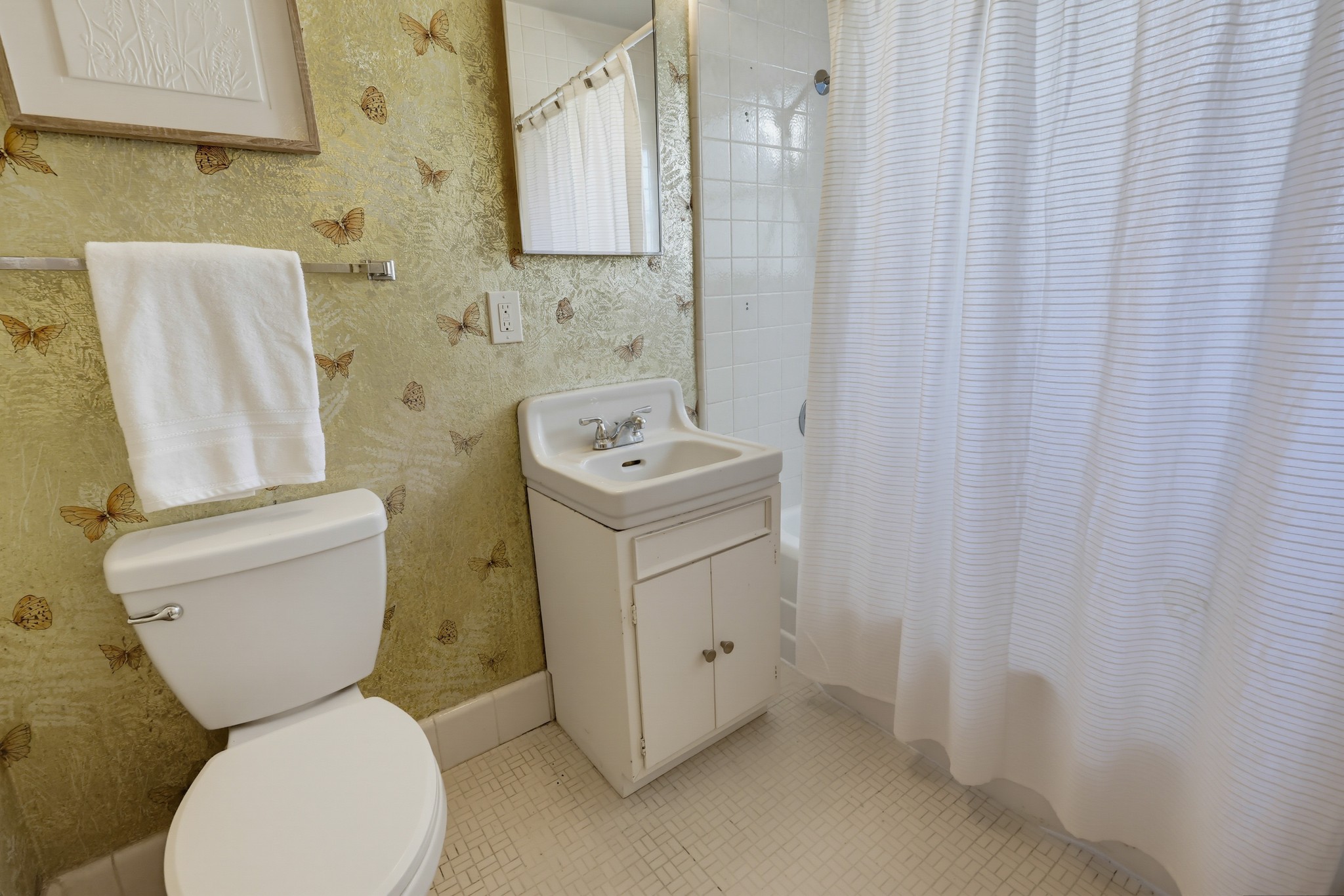 Virtual tour photo 33 of 75 for 3112 N Evergreen St