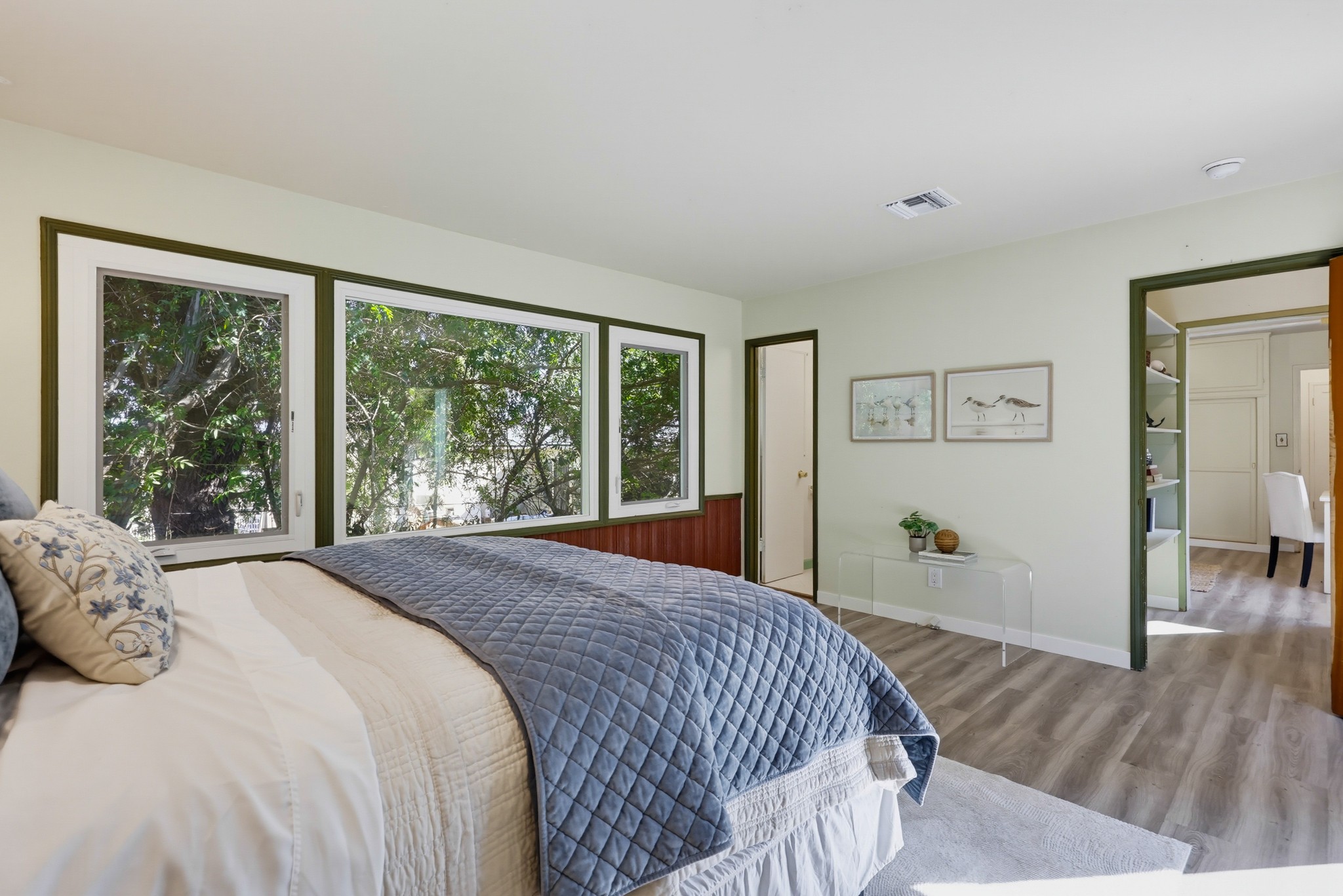 Virtual tour photo 43 of 75 for 3112 N Evergreen St