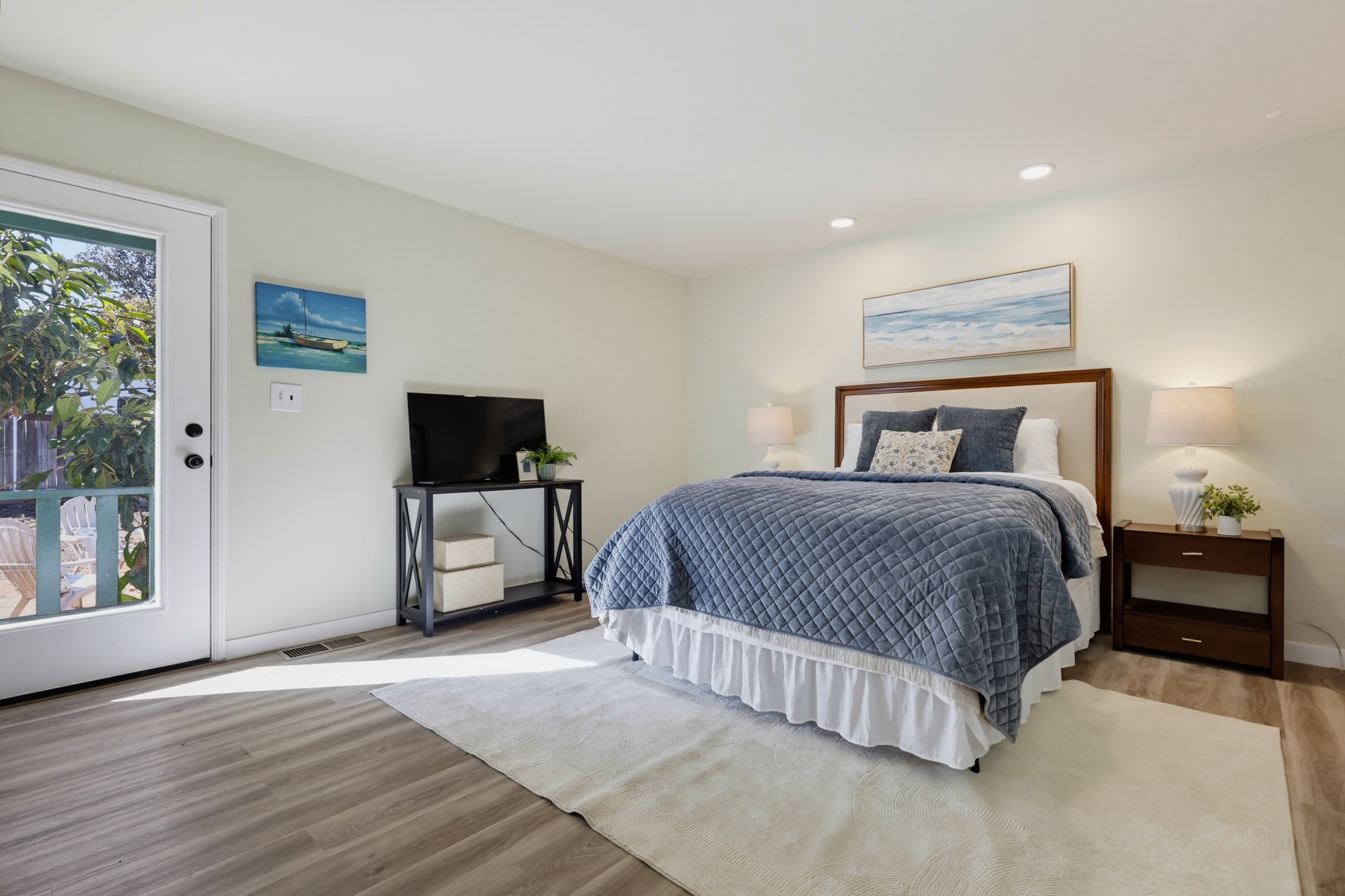 Virtual tour photo 41 of 75 for 3112 N Evergreen St