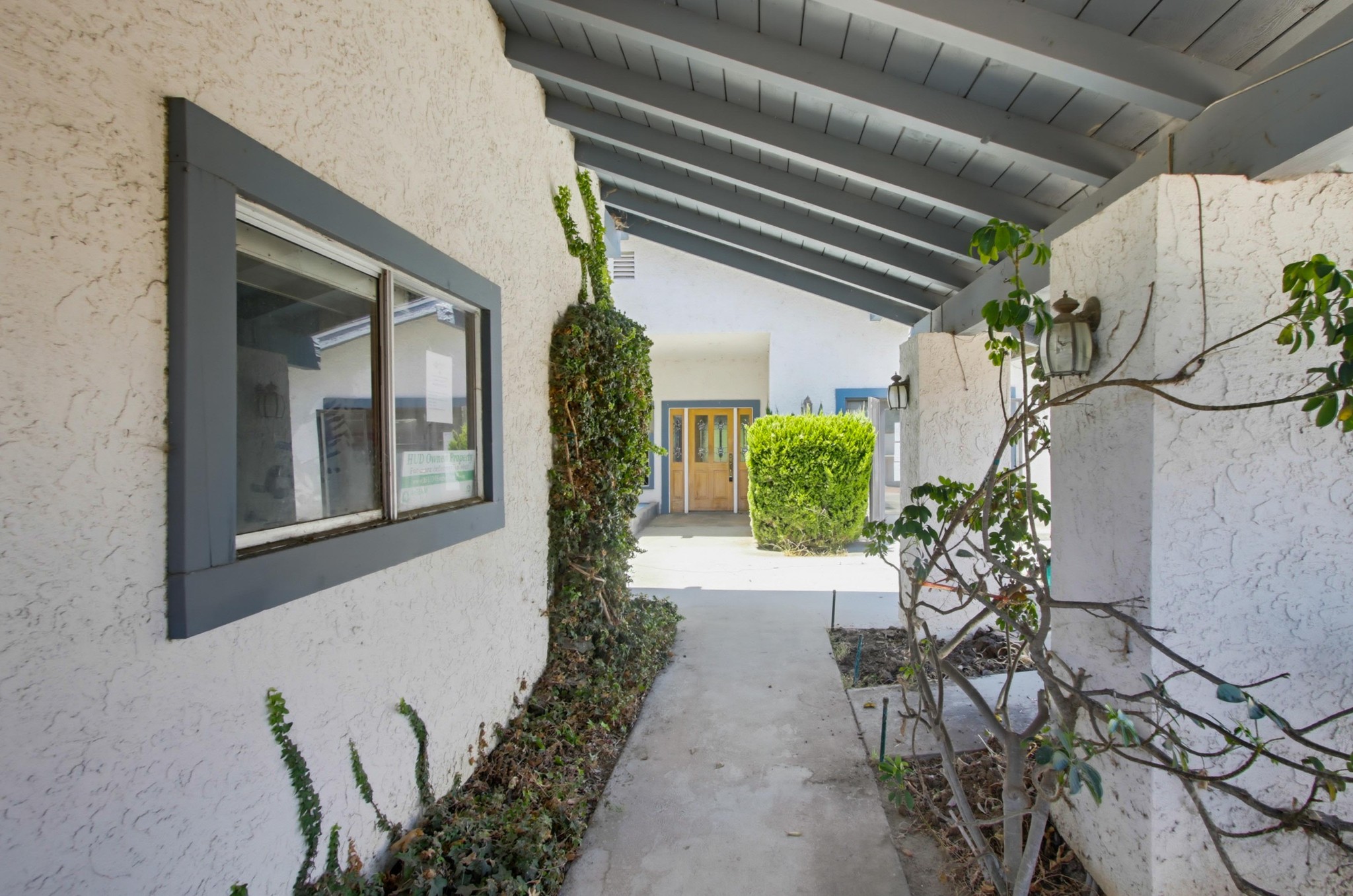 Virtual tour photo 4 of 60 for 31122 Old River Rd