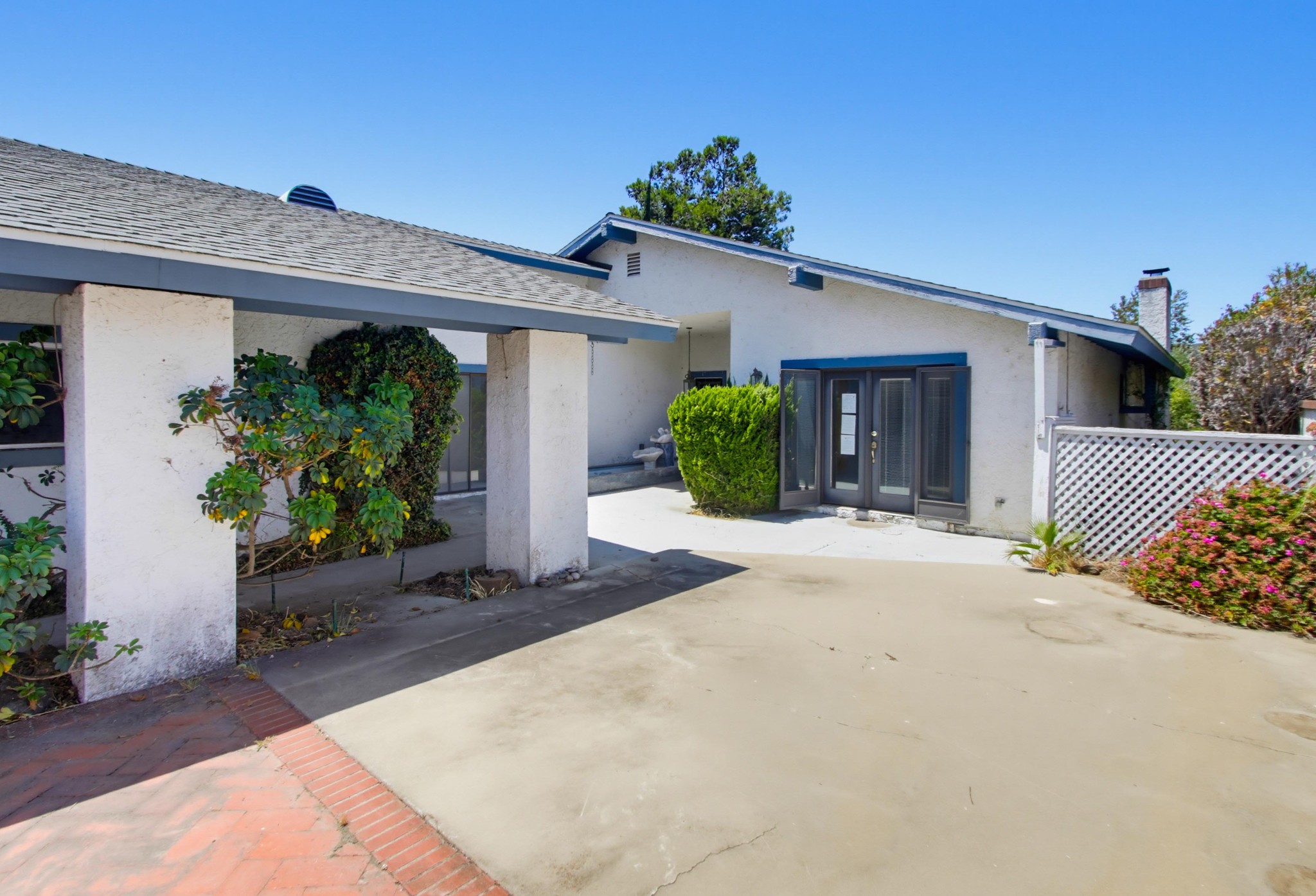 Virtual tour photo 6 of 60 for 31122 Old River Rd