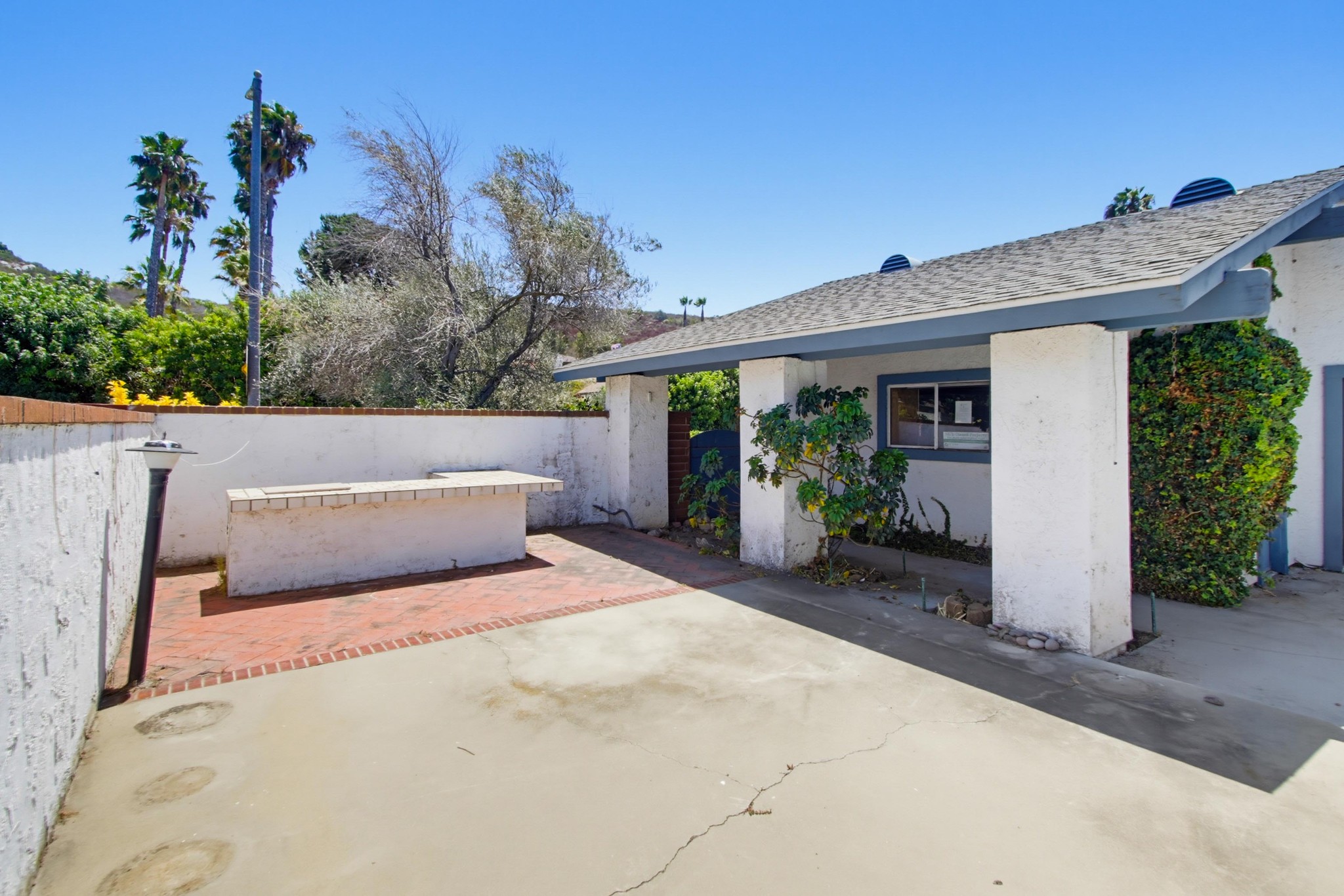 Virtual tour photo 7 of 60 for 31122 Old River Rd