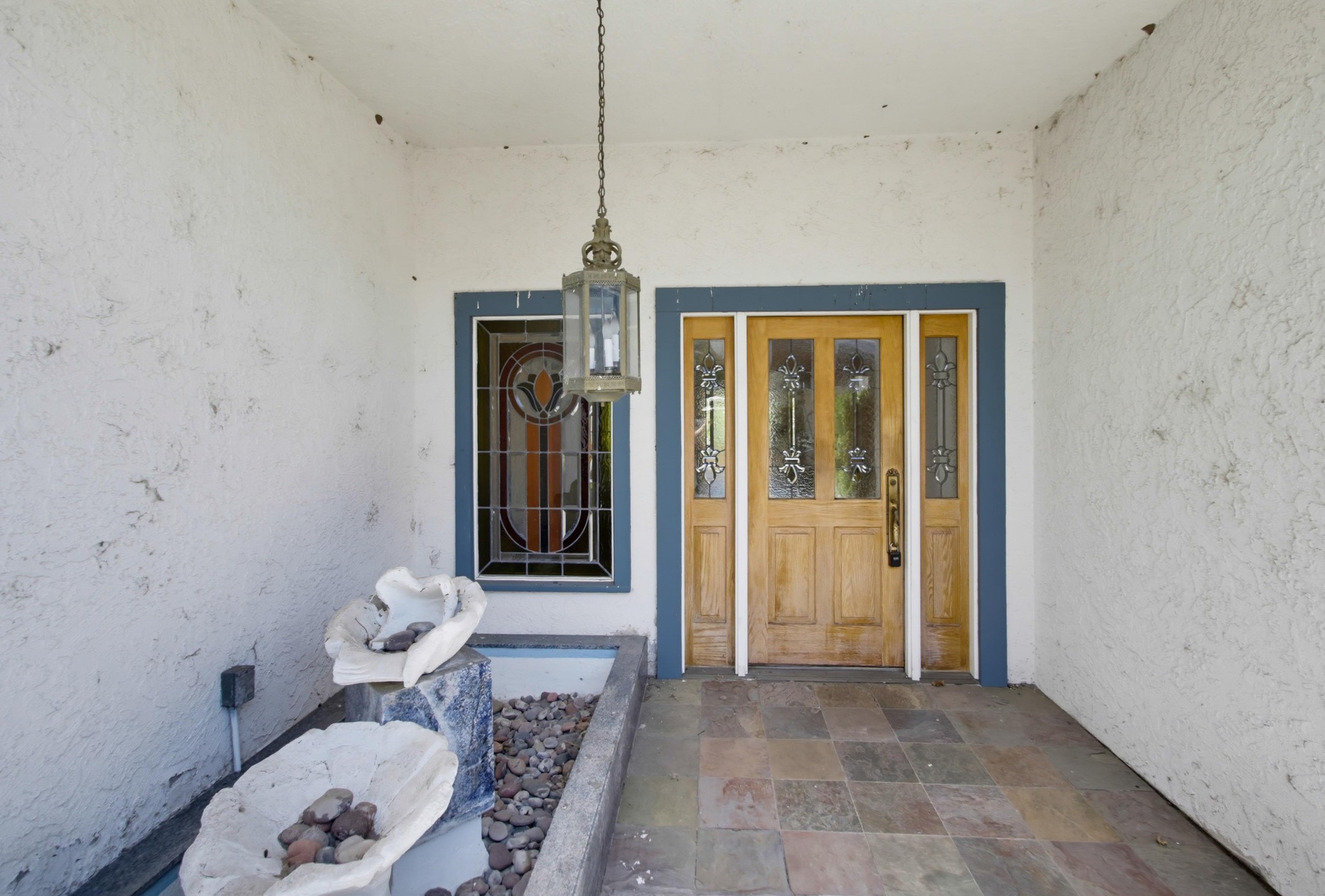 Virtual tour photo 9 of 60 for 31122 Old River Rd
