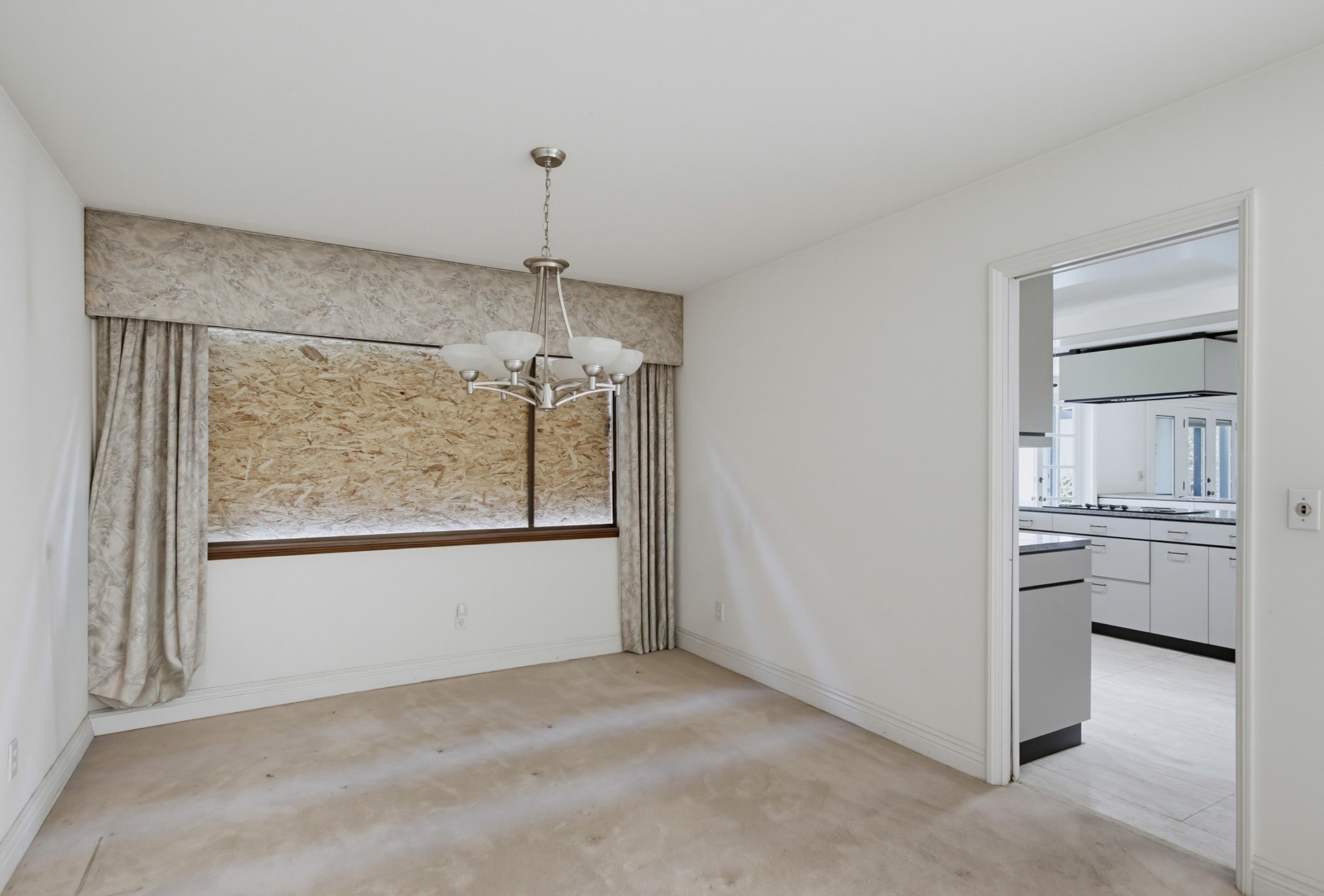 Virtual tour photo 15 of 60 for 31122 Old River Rd