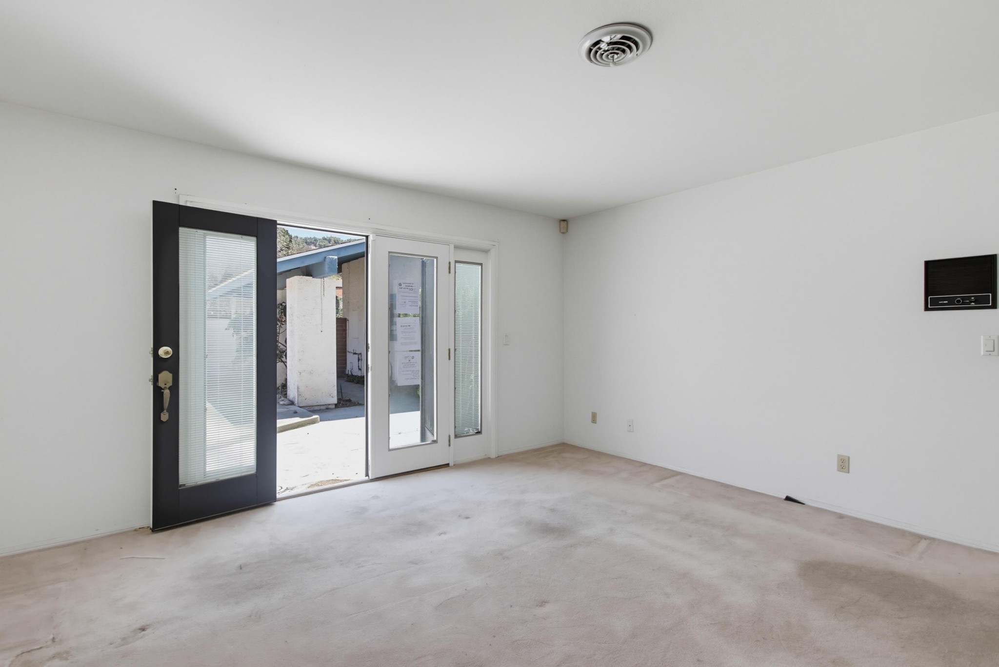 Virtual tour photo 29 of 60 for 31122 Old River Rd