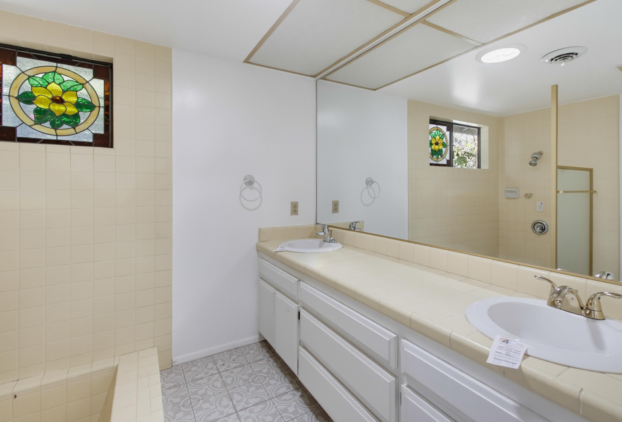 Virtual tour photo 31 of 60 for 31122 Old River Rd