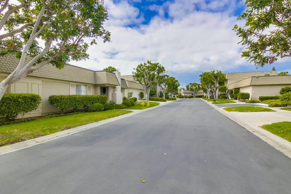 Virtual tour photo 4 of 38 for 3113 Orleans E