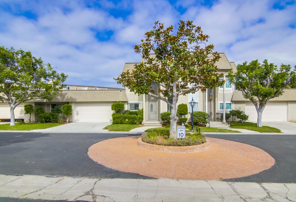 Virtual tour photo 8 of 38 for 3113 Orleans E