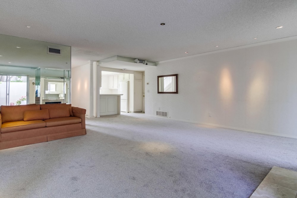 Virtual tour photo 15 of 38 for 3113 Orleans E