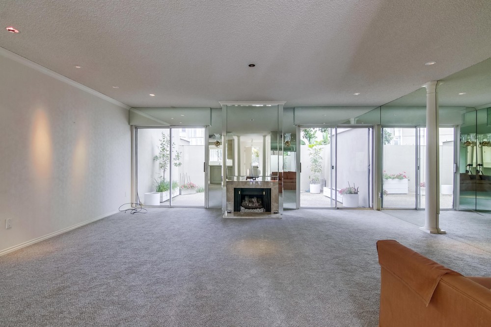 Virtual tour photo 16 of 38 for 3113 Orleans E
