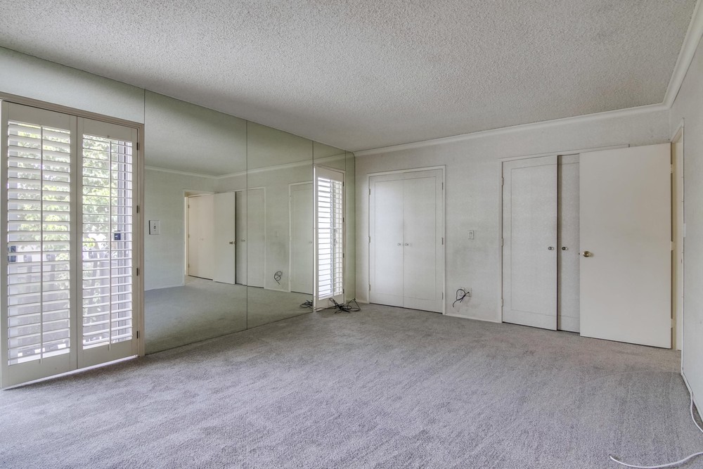 Virtual tour photo 26 of 38 for 3113 Orleans E