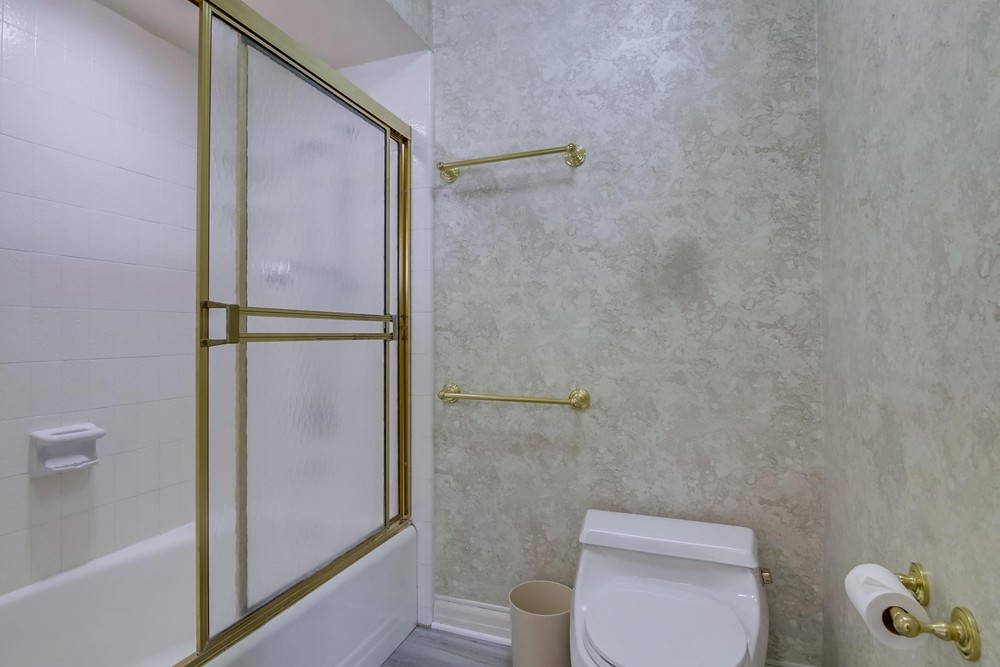 Virtual tour photo 30 of 38 for 3113 Orleans E