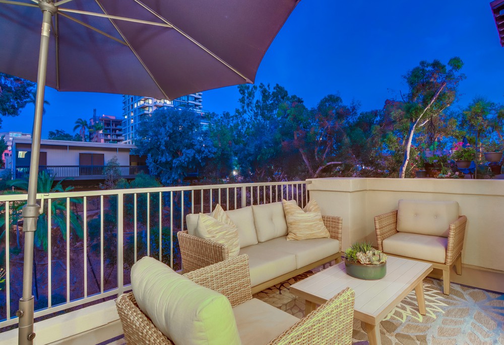 Virtual tour photo 5 of 65 for 3115 Third Ave