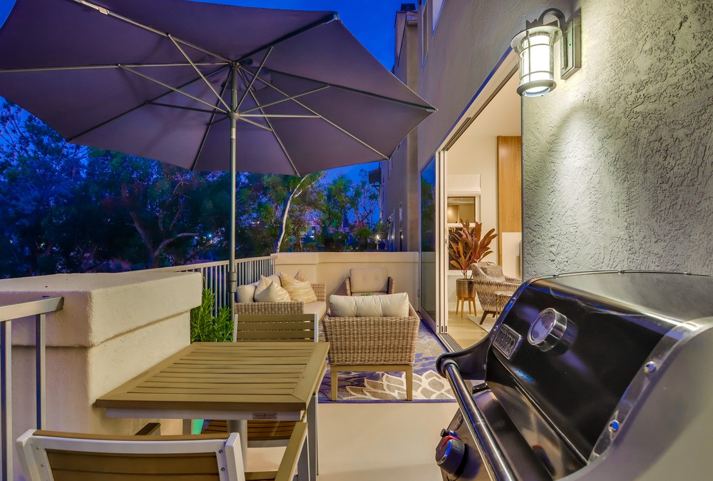 Virtual tour photo 8 of 65 for 3115 Third Ave