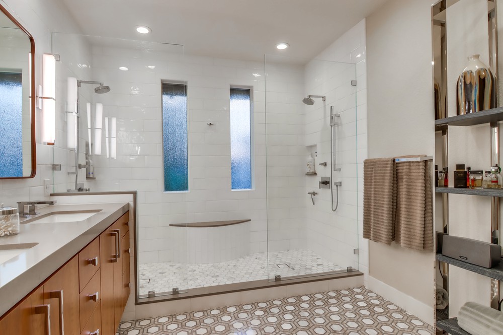 Virtual tour photo 43 of 65 for 3115 Third Ave