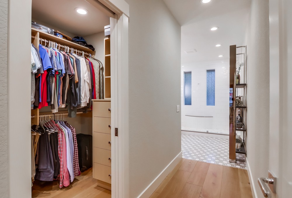 Virtual tour photo 47 of 65 for 3115 Third Ave