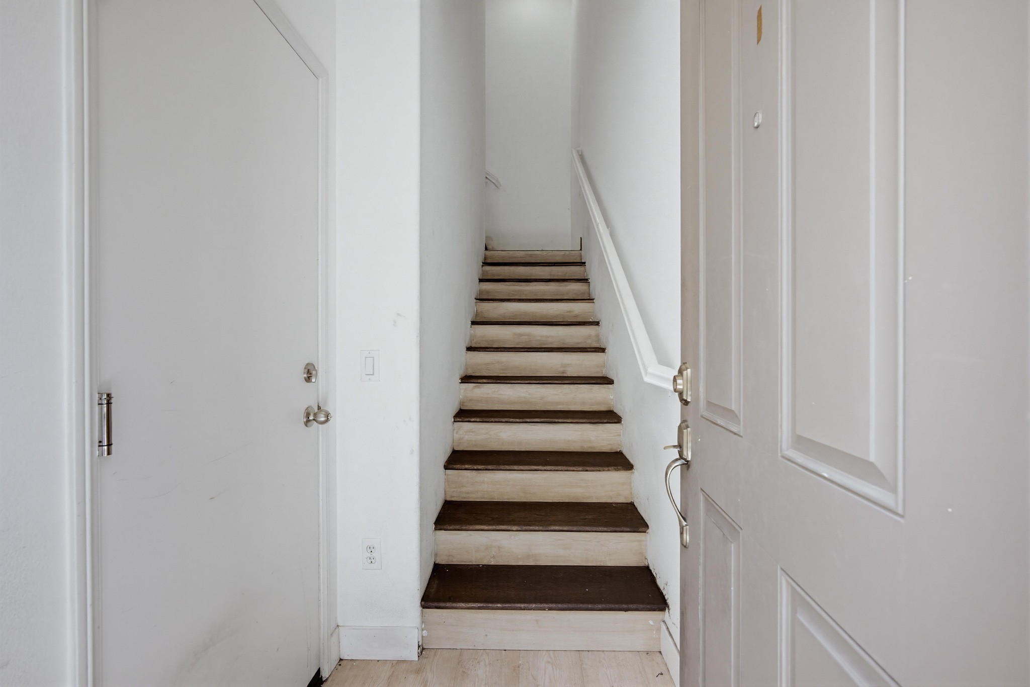 Virtual tour photo 5 of 40 for 31173 Strawberry Tree Ln