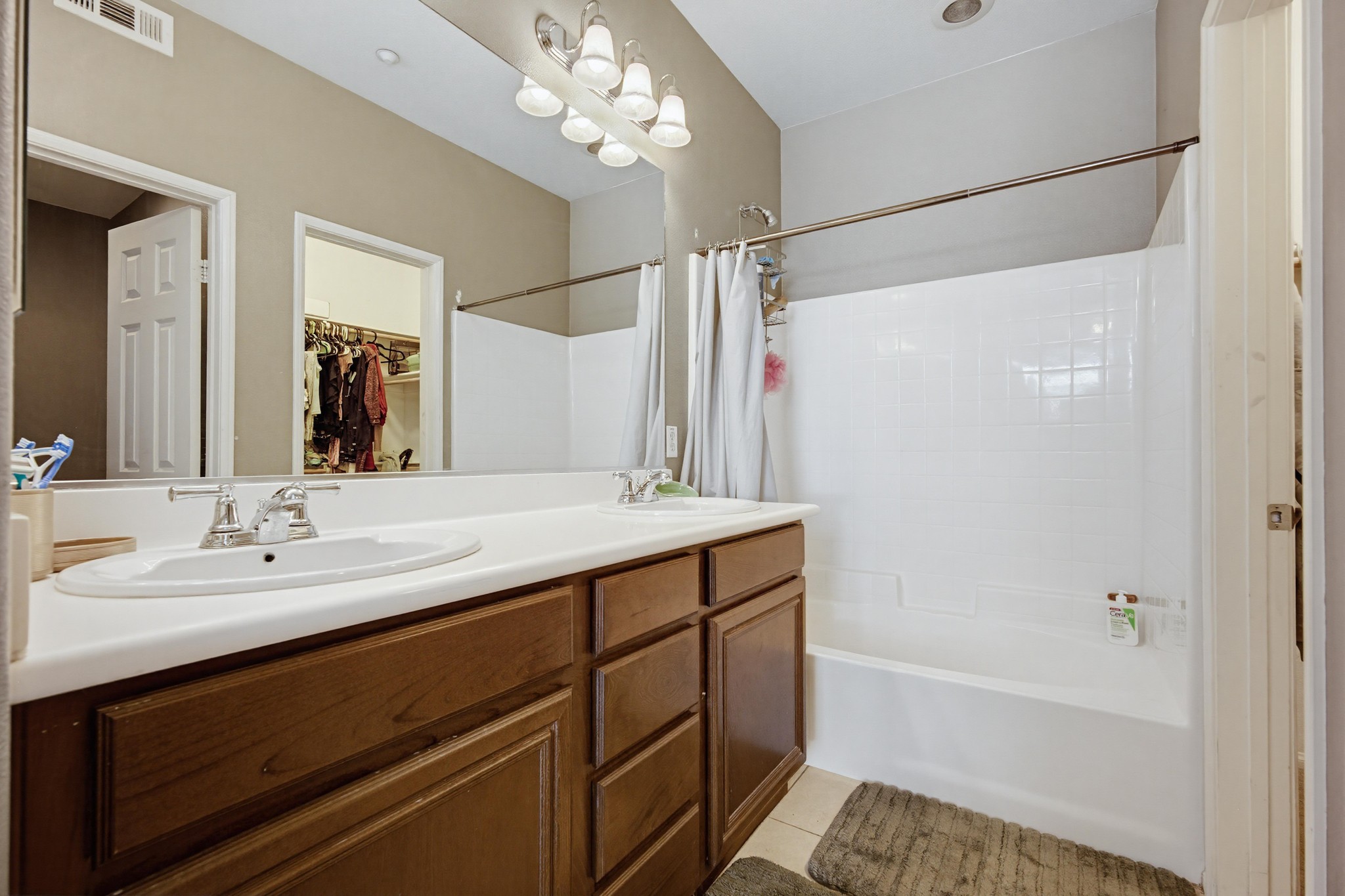 Virtual tour photo 17 of 40 for 31173 Strawberry Tree Ln