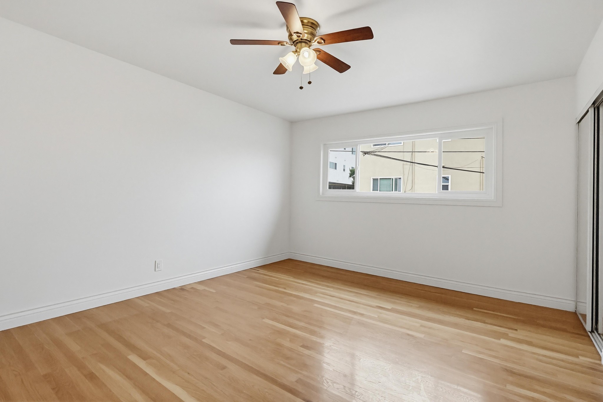 Virtual tour photo 19 of 35 for 312 Raymondale Dr f