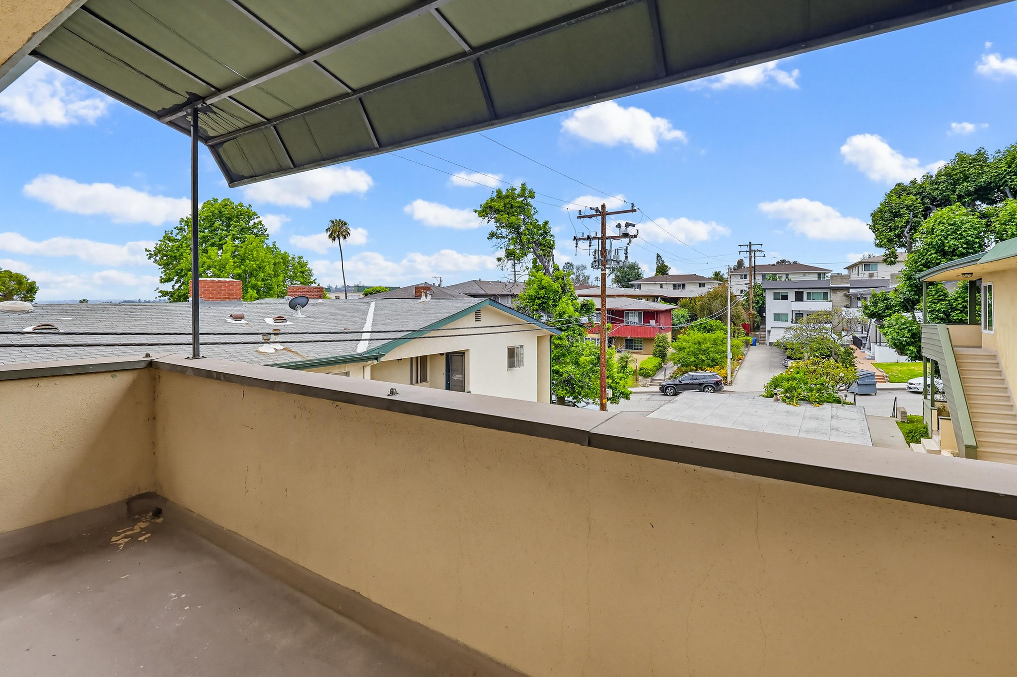 Virtual tour photo 30 of 35 for 312 Raymondale Dr f