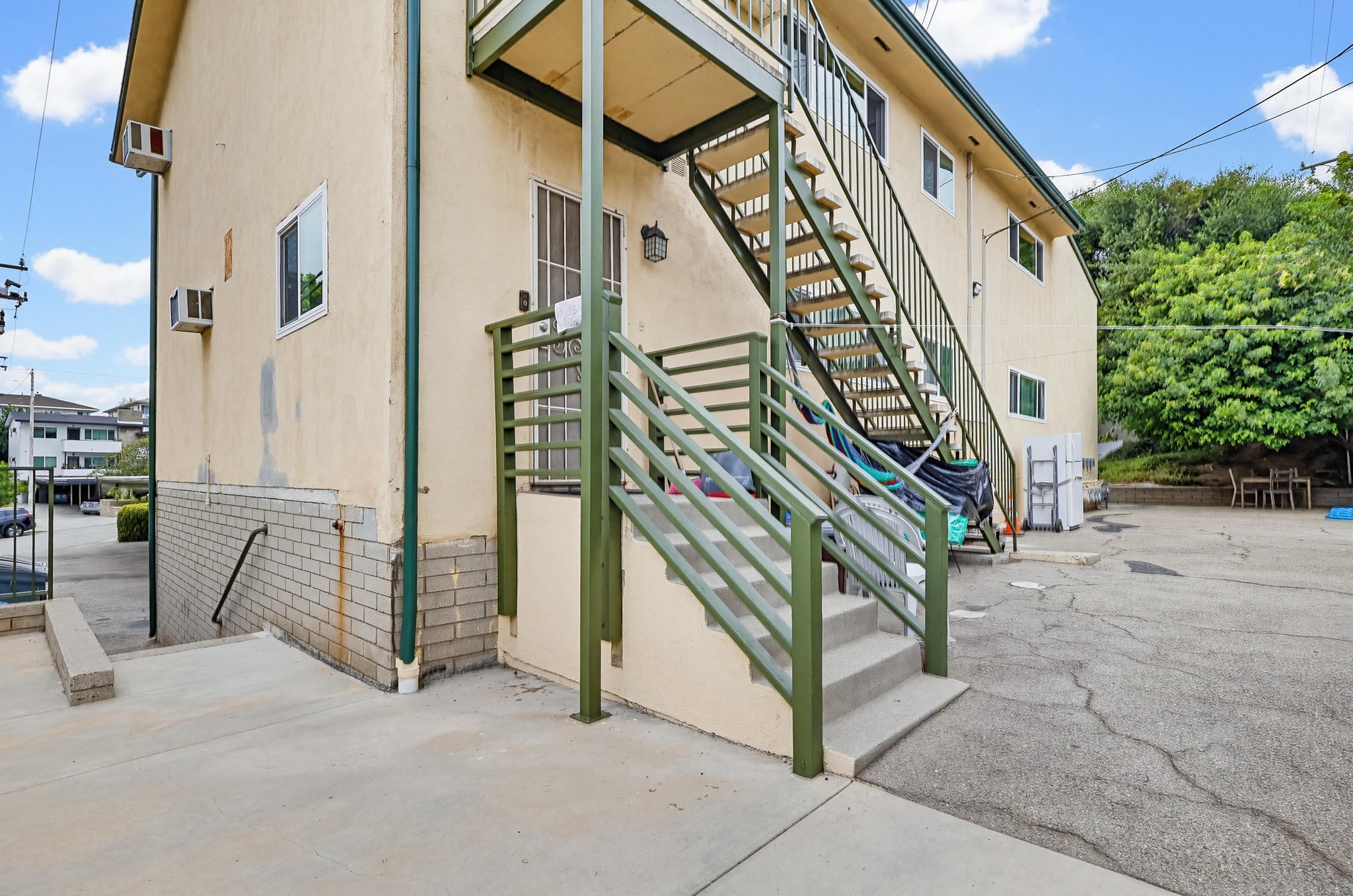 Virtual tour photo 34 of 35 for 312 Raymondale Dr f