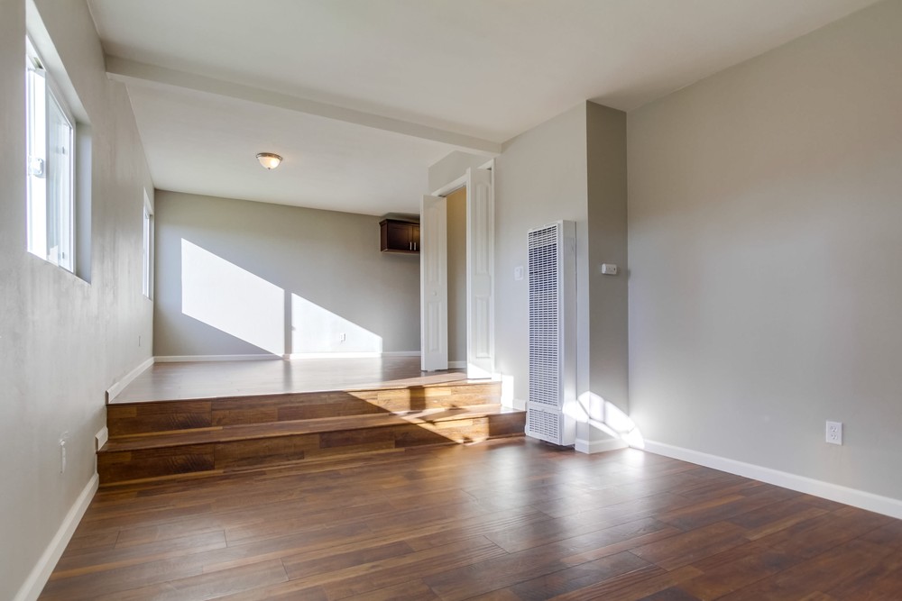 Virtual tour photo 23 of 32 for 3120 46th St