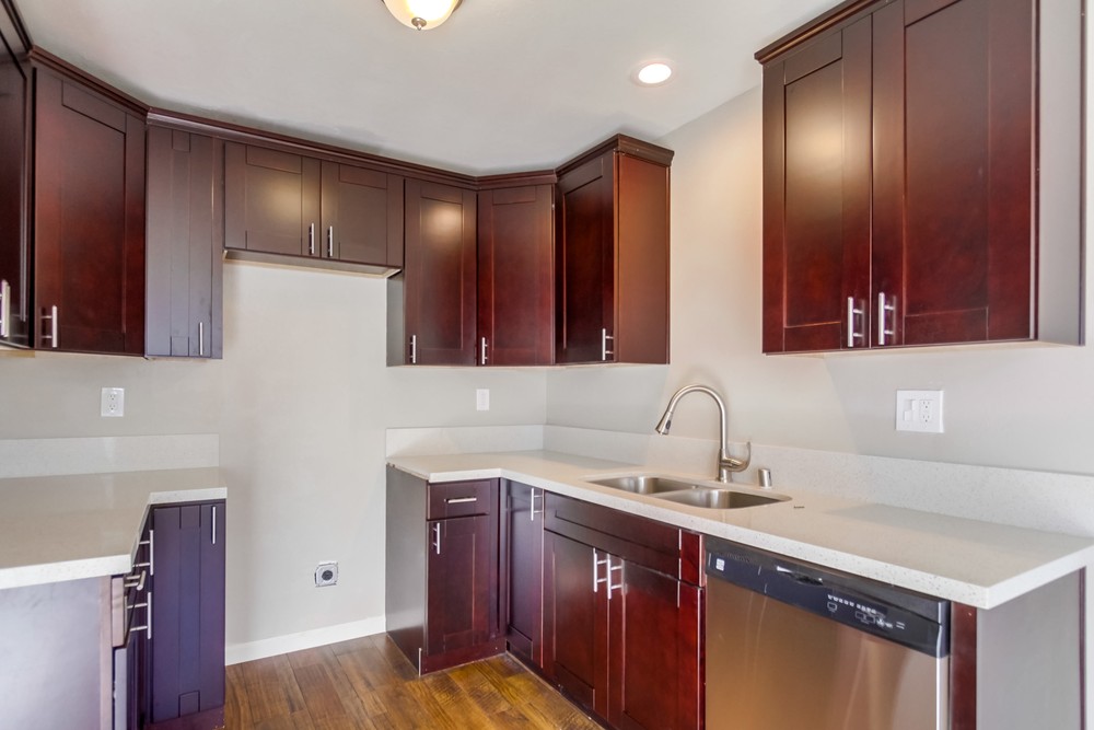 Virtual tour photo 29 of 32 for 3120 46th St