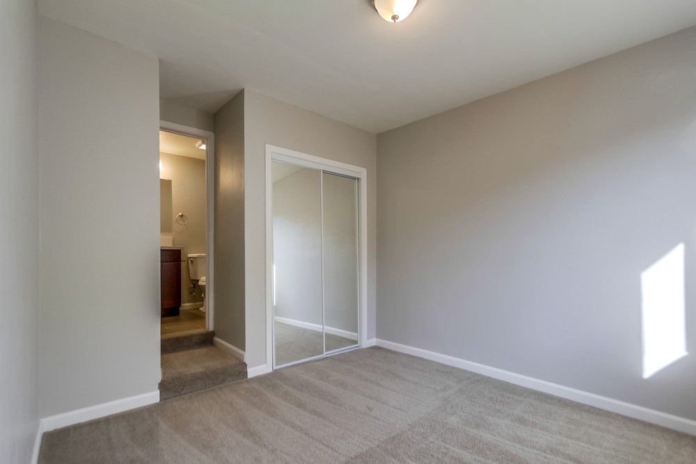 Virtual tour photo 30 of 32 for 3120 46th St