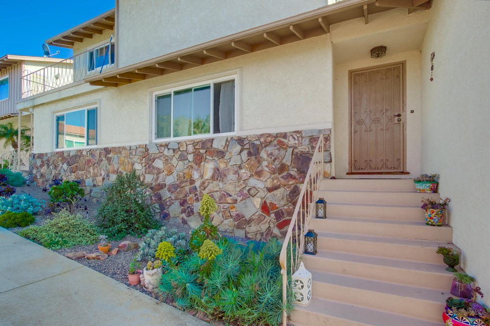 Virtual tour photo 9 of 38 for 3120 Horton Ave