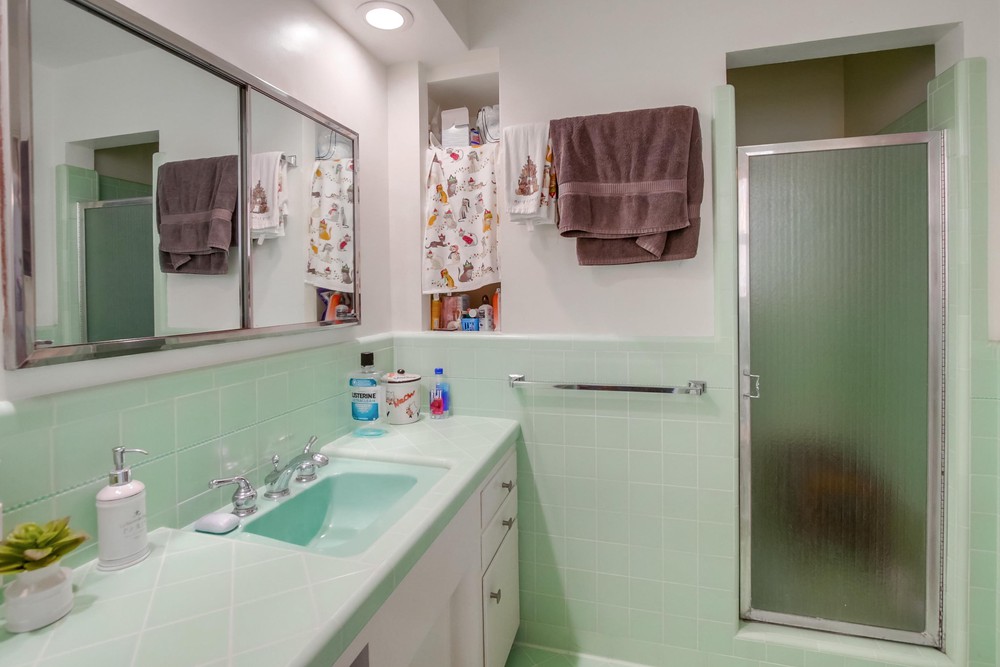 Virtual tour photo 28 of 38 for 3120 Horton Ave