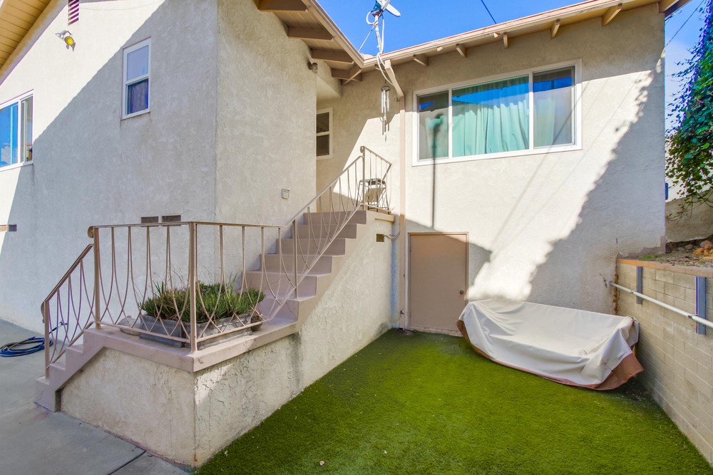 Virtual tour photo 37 of 38 for 3120 Horton Ave