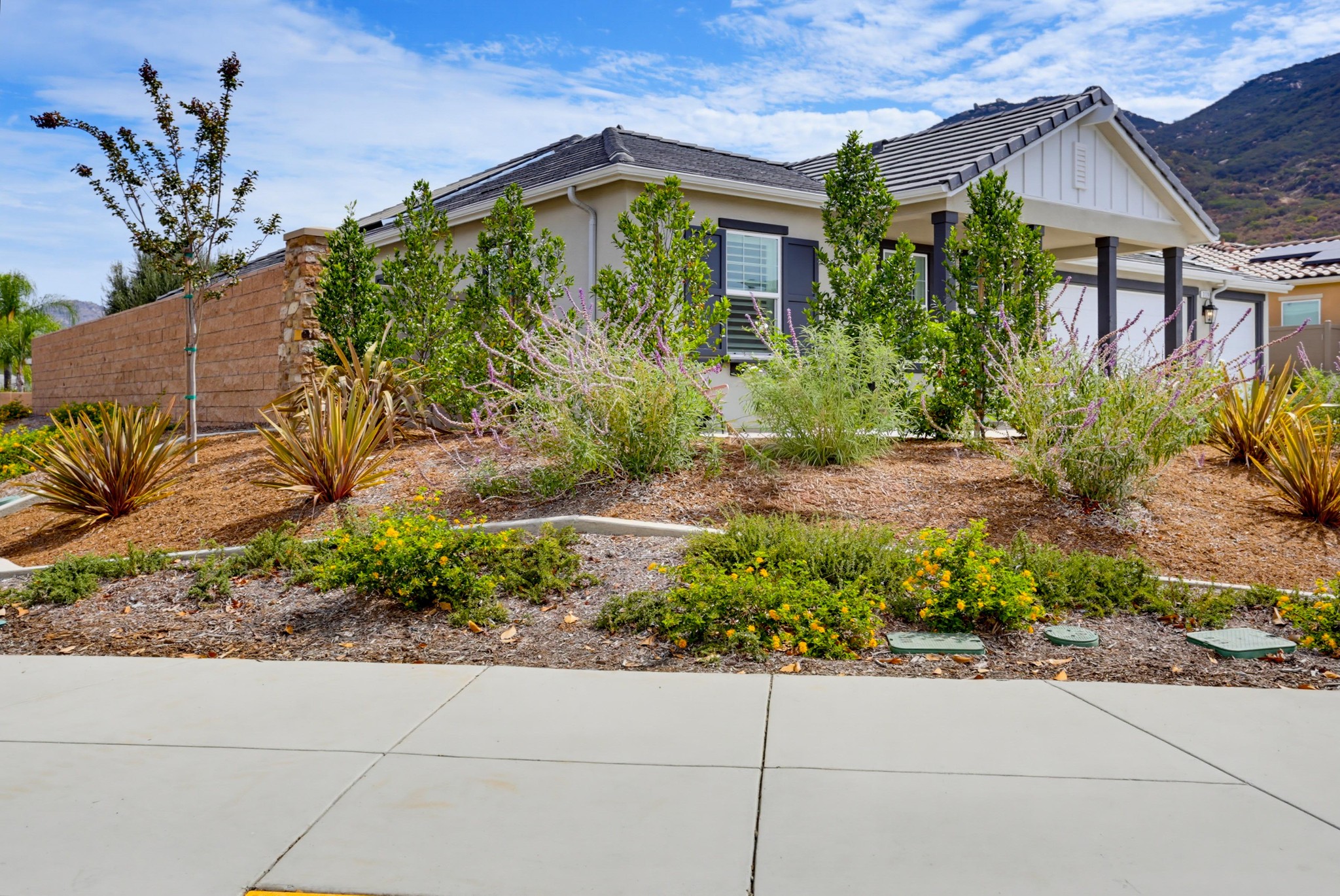 Virtual tour photo 3 of 49 for 3120 Shue Pl