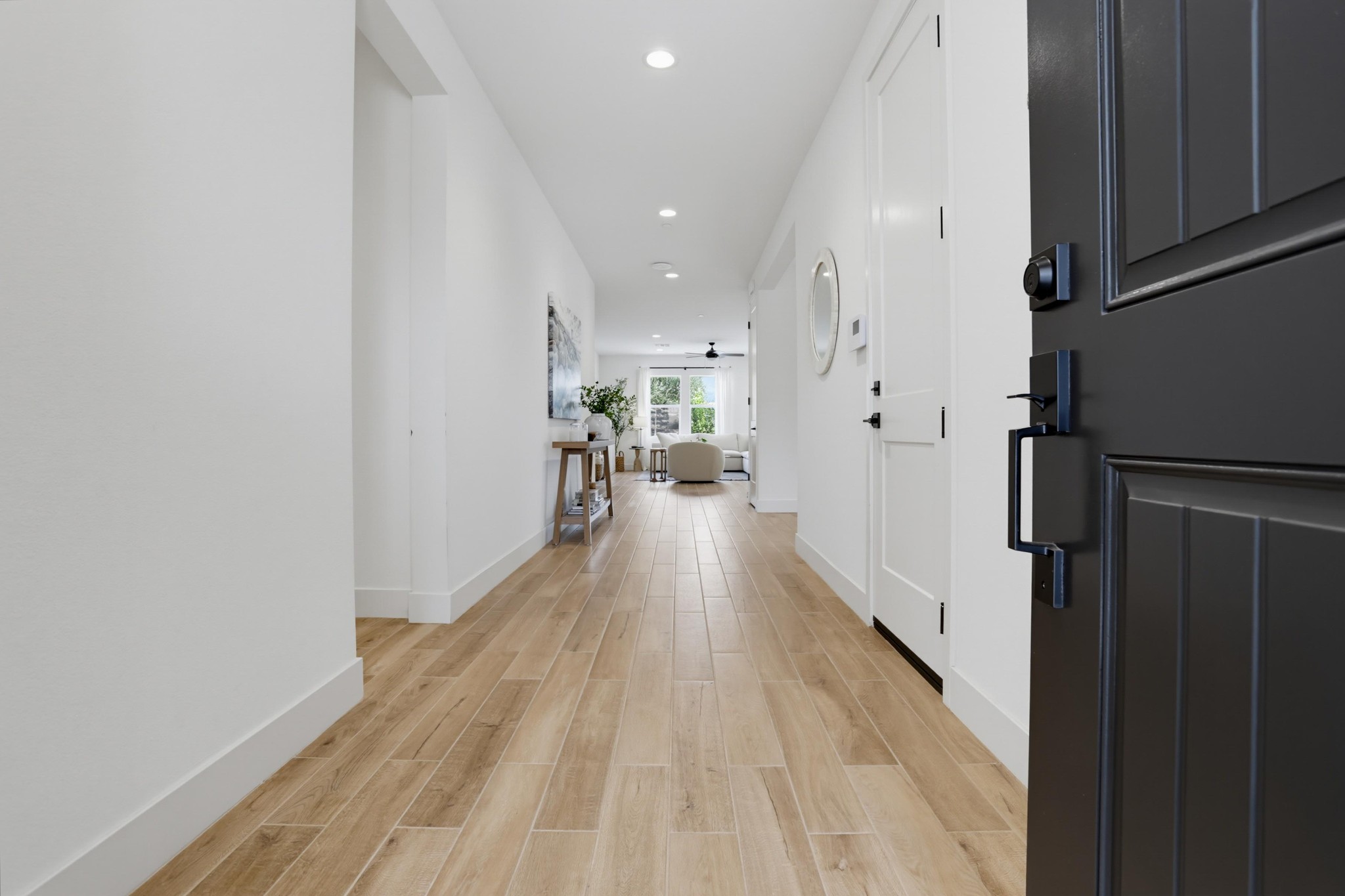 Virtual tour photo 6 of 49 for 3120 Shue Pl