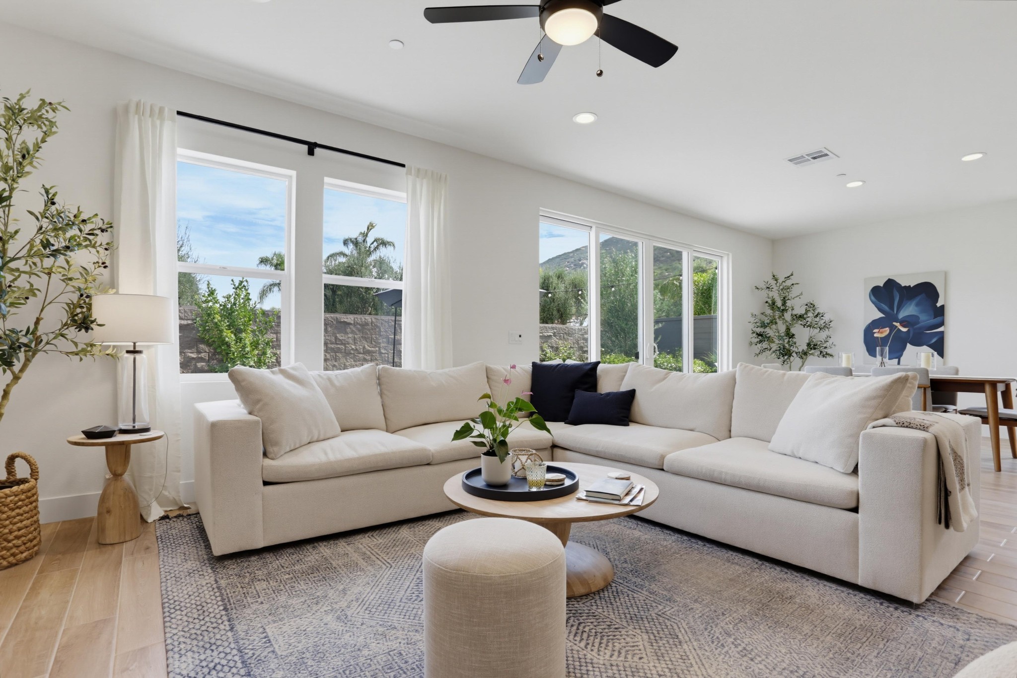 Virtual tour photo 11 of 49 for 3120 Shue Pl