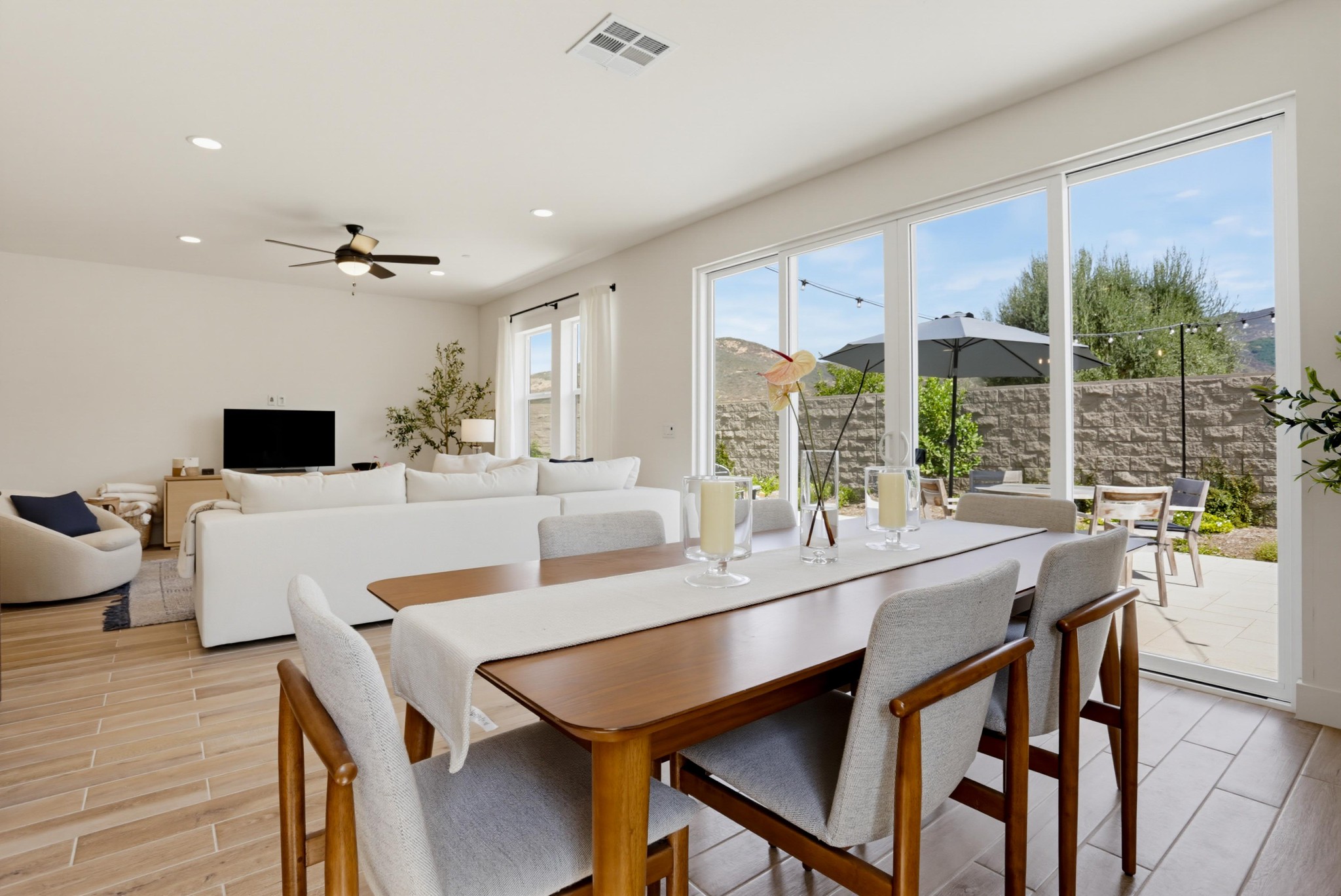 Virtual tour photo 14 of 49 for 3120 Shue Pl