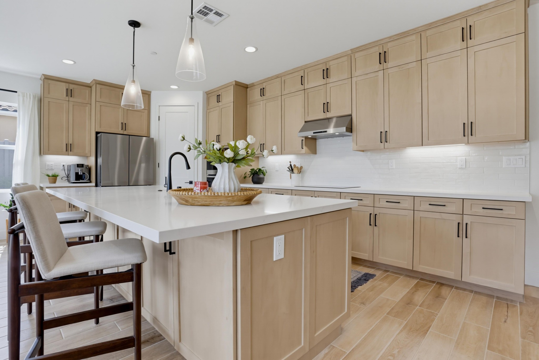 Virtual tour photo 15 of 49 for 3120 Shue Pl