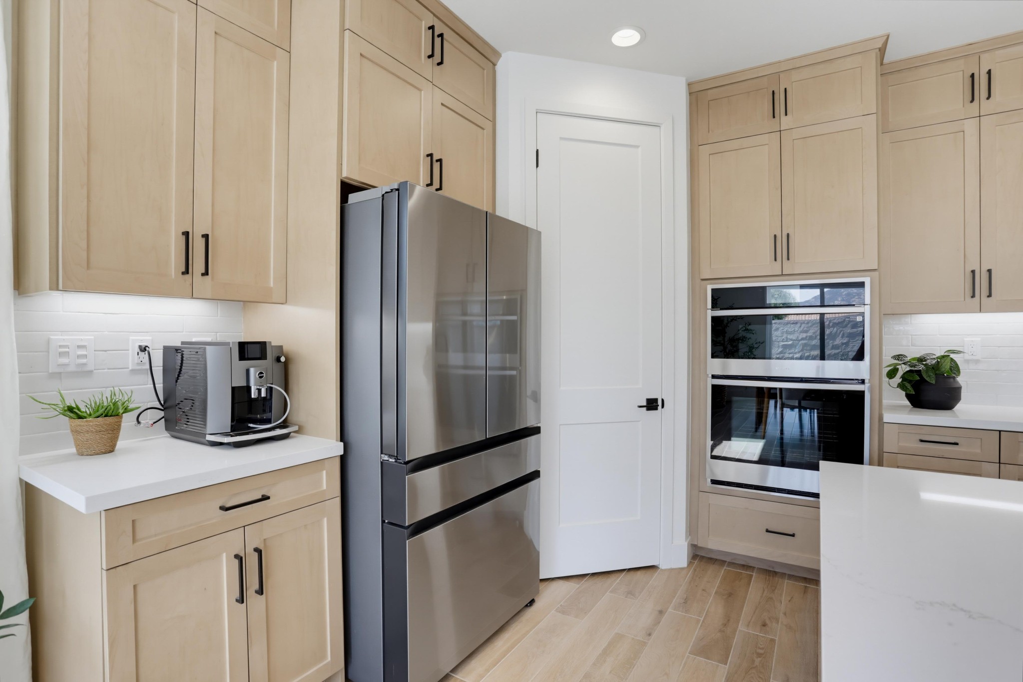 Virtual tour photo 17 of 49 for 3120 Shue Pl