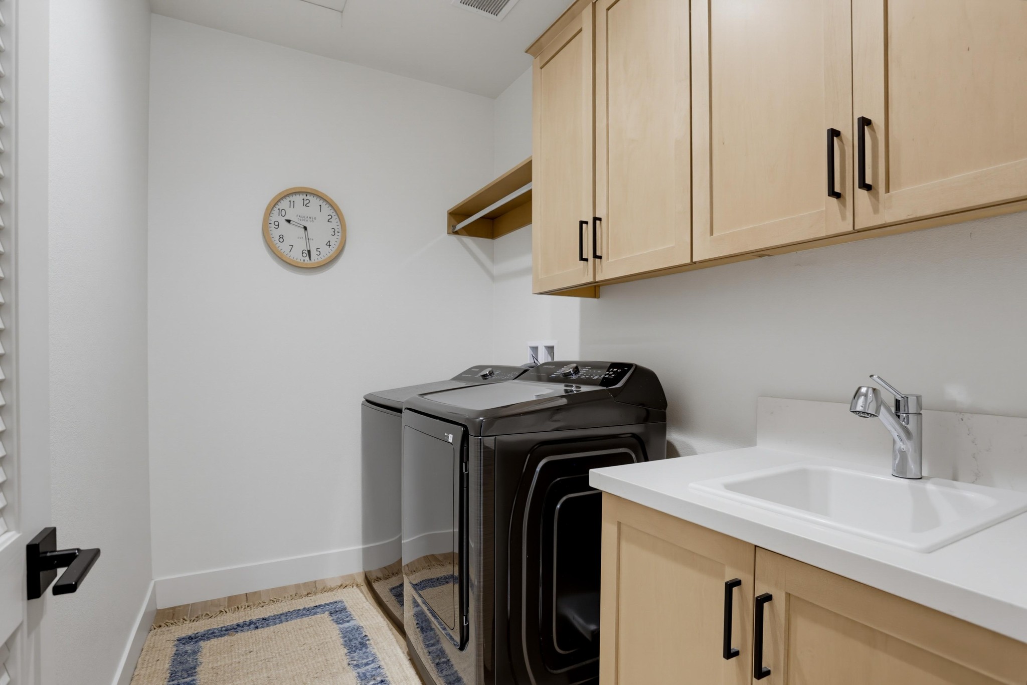 Virtual tour photo 39 of 49 for 3120 Shue Pl