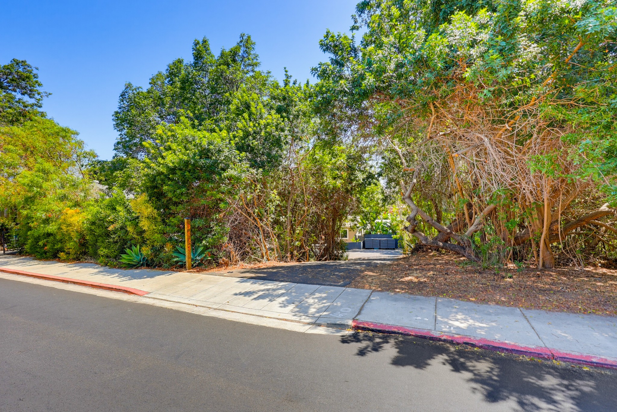 Virtual tour photo 1 of 82 for 3121 Boundary St