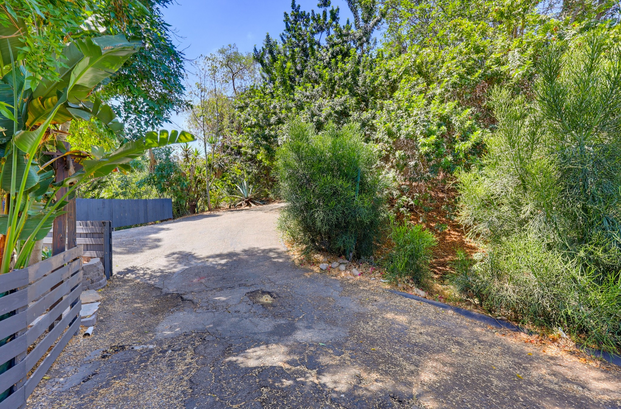Virtual tour photo 9 of 82 for 3121 Boundary St