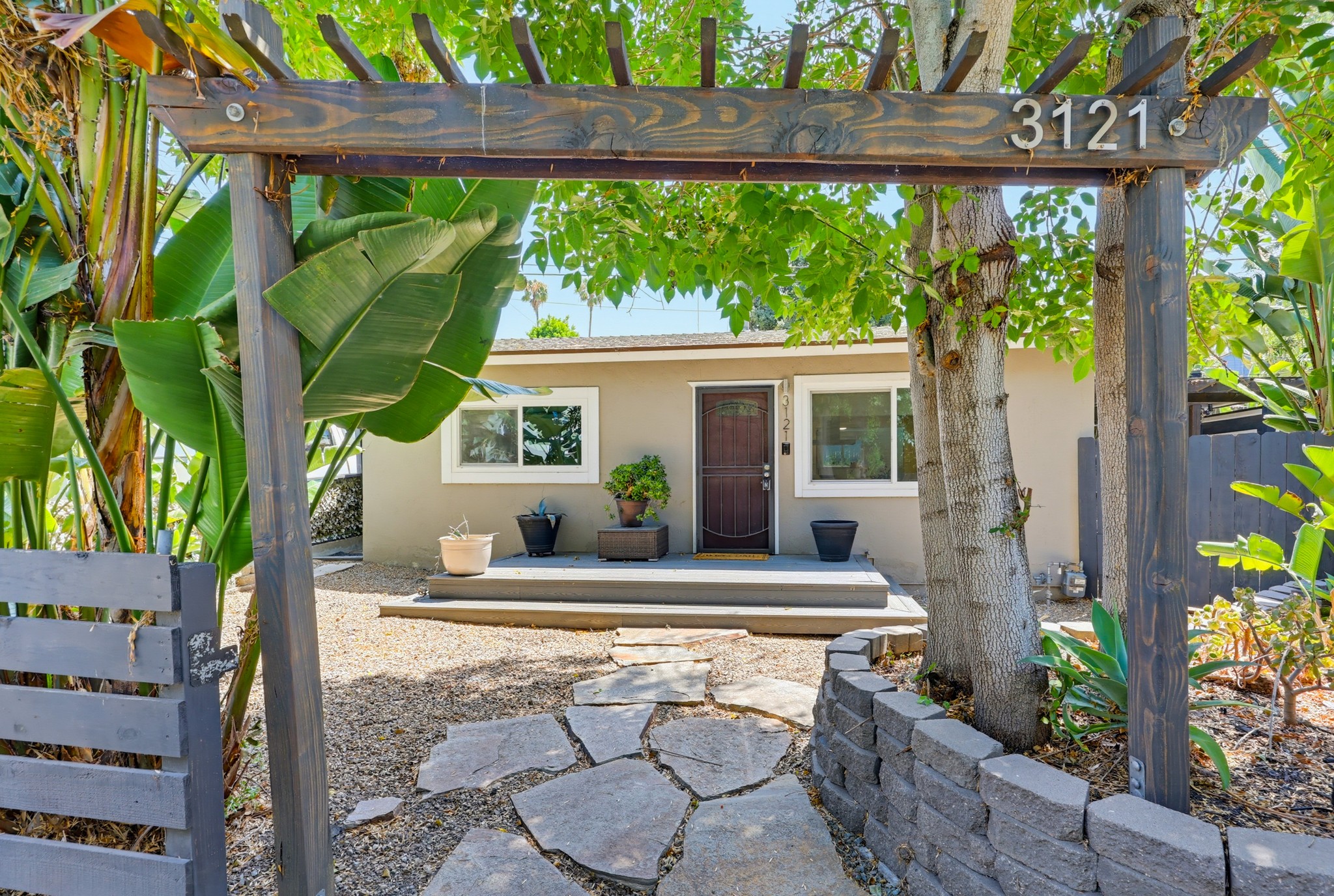 Virtual tour photo 16 of 82 for 3121 Boundary St